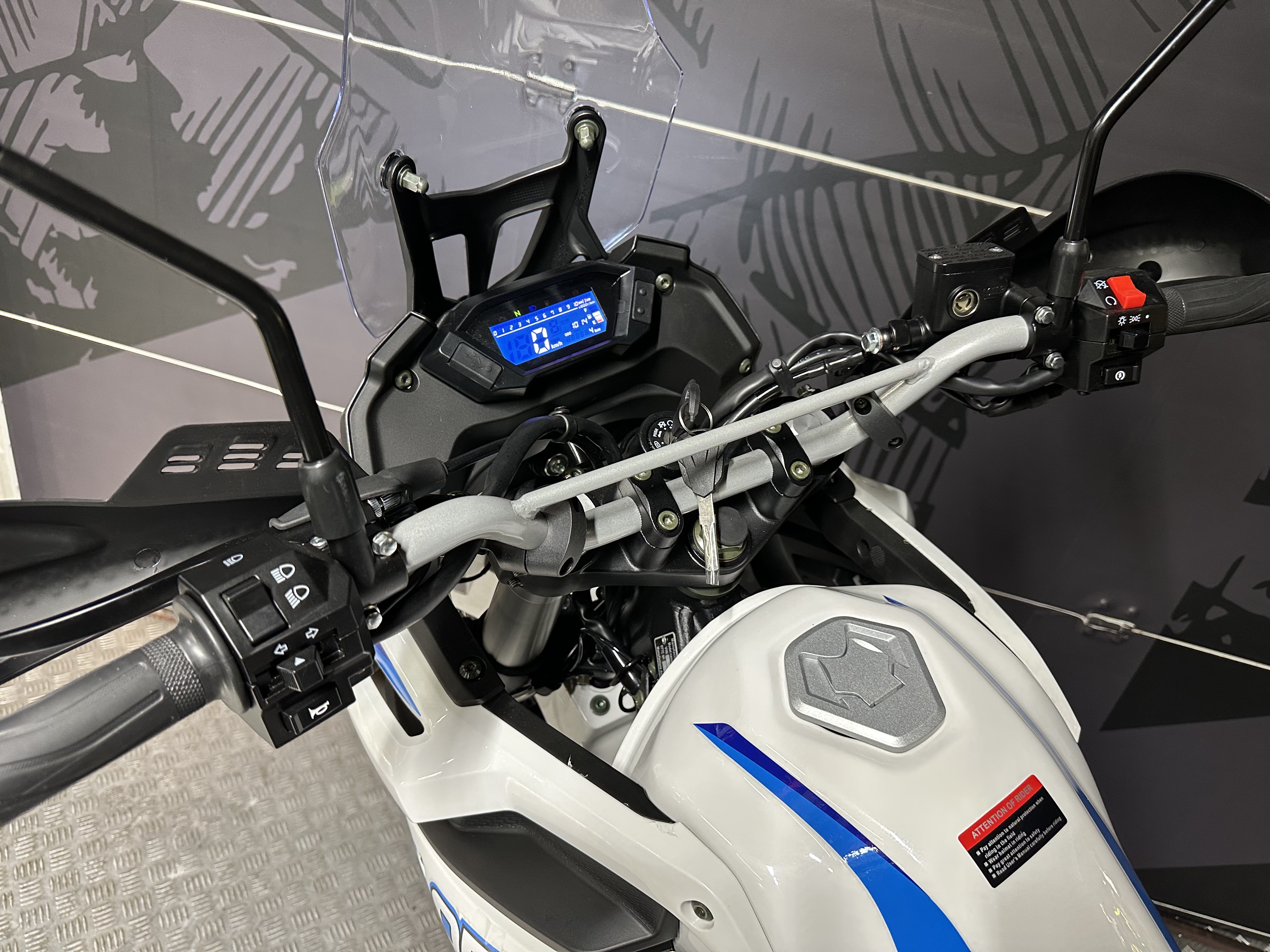 фото Мотоцикл Loncin DS250 Rally