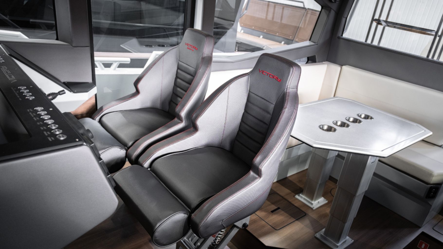 фото Лодка Victory A11