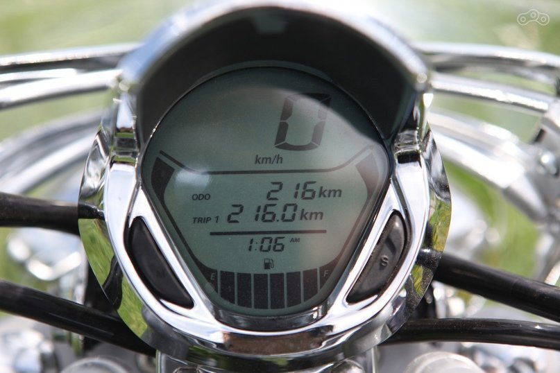 фото Мотоцикл BAJAJ Avenger Cruise 220 DTS-i