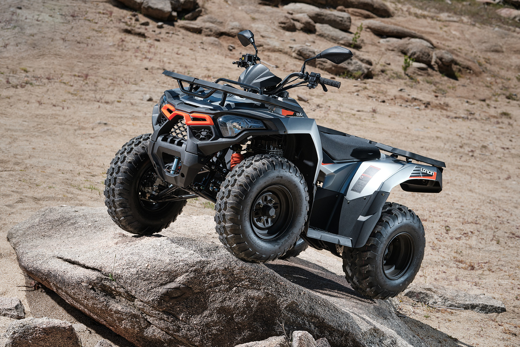 фото Квадроцикл Loncin XWolf 200