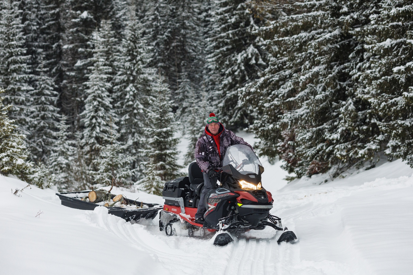 фото Snowcross 1000 SWT SC Песочный с красным