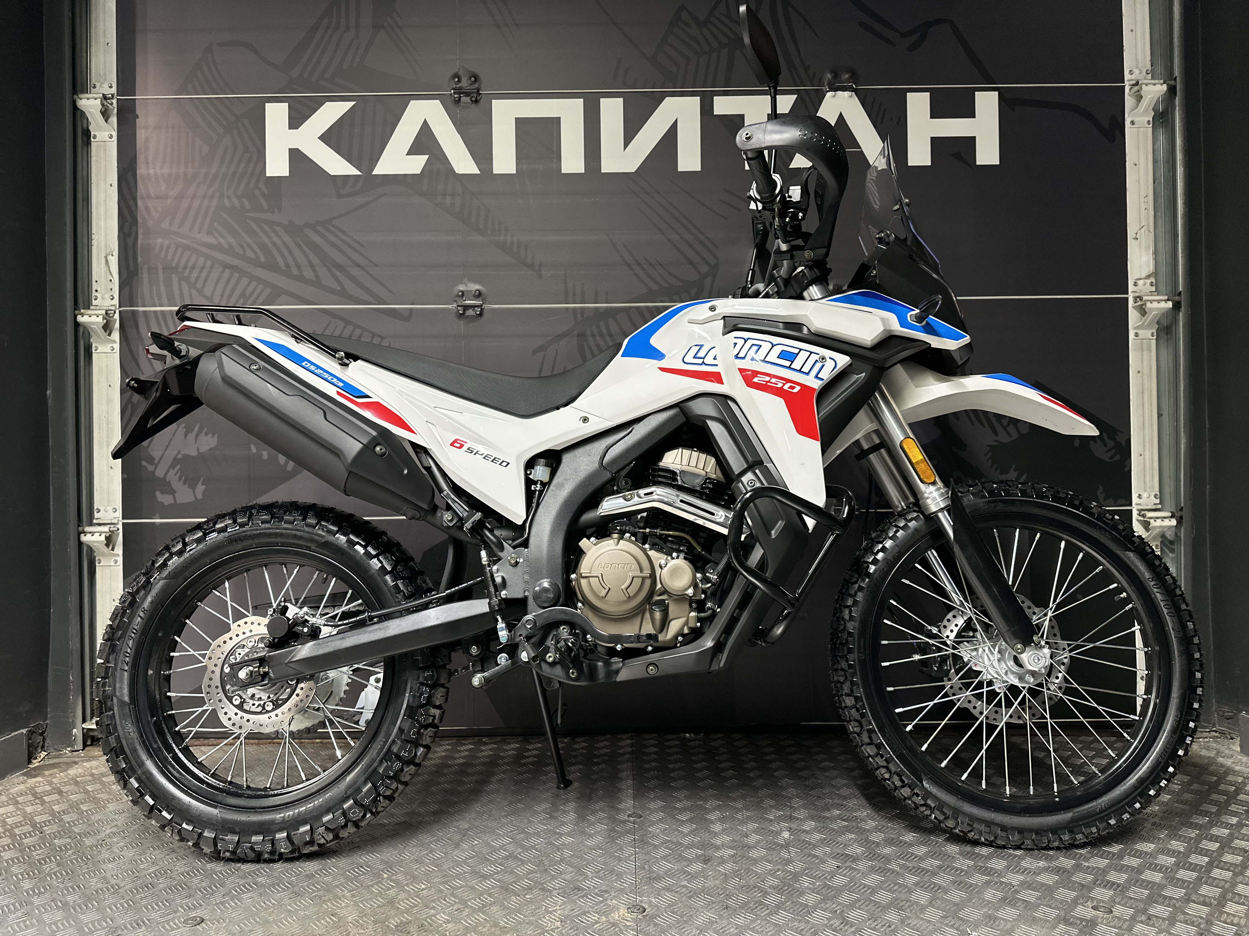 фото Мотоцикл Loncin DS250 Rally
