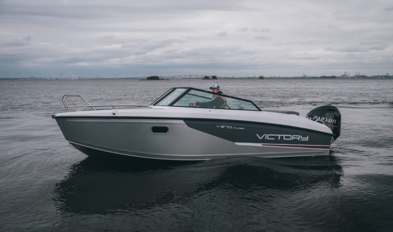 фото Лодка Victory 570 Cruiser